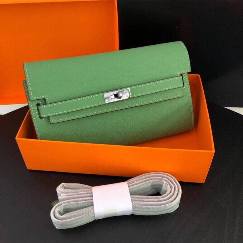 Hermes Handbags 67